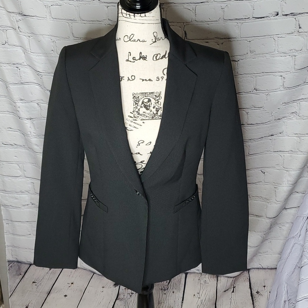 Tahari Black Pinstriped Blazer Size 4